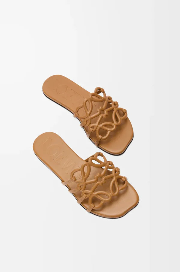Slide Anagram Petal in soft leather Camel