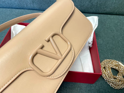 Locò Schultertasche aus Kalbsleder Beige