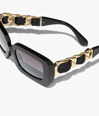 Rechteckige Sonnenbrille aus Acetat Metall und schwarzer Seide mit grau verlaufenden Gläsern