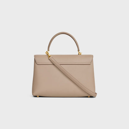 Mittlere Nino Tasche aus weichem genarbtem Kalbsleder in Safari