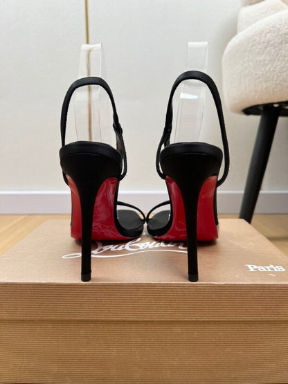 Loubigirl Chain 100 verzierte Ledersandalen schwarz