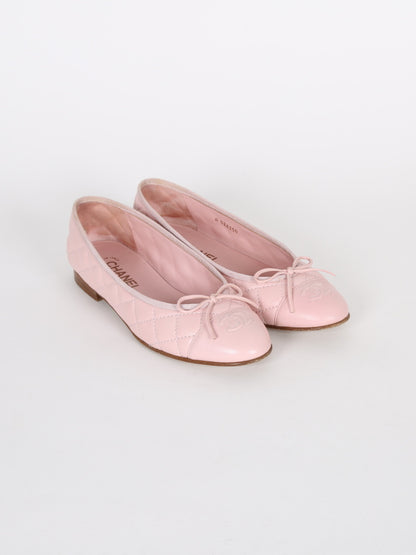 Rosa Ballerinas aus gestepptem Lammleder