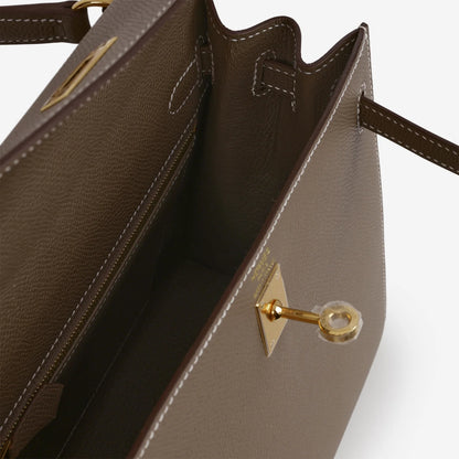 Kelly 25 Etoupe con finiture in oro Epsom