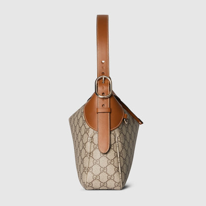 GG Emblem shoulder bag medium in beige fabric