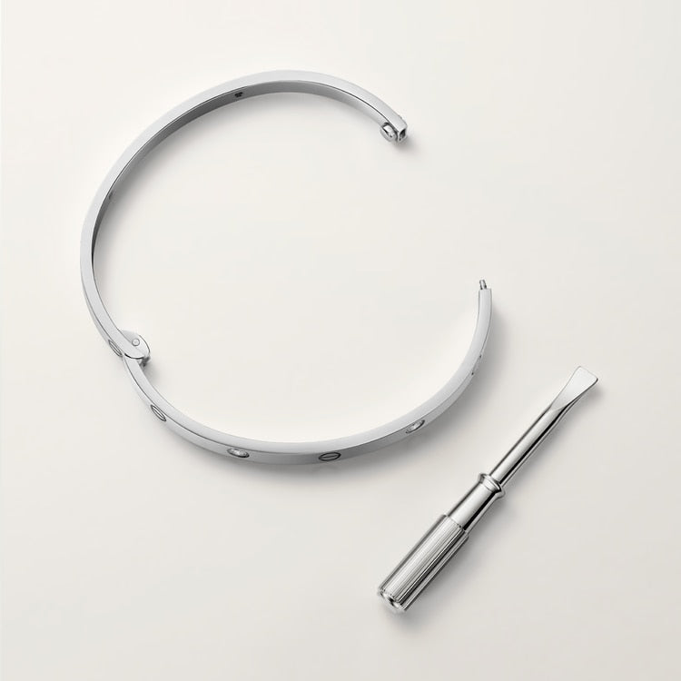 LOVE Armband mittleres Modell mit 4 Diamanten Silber