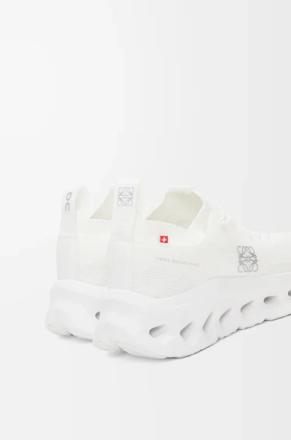 Sneaker Cloudtilt Total White
