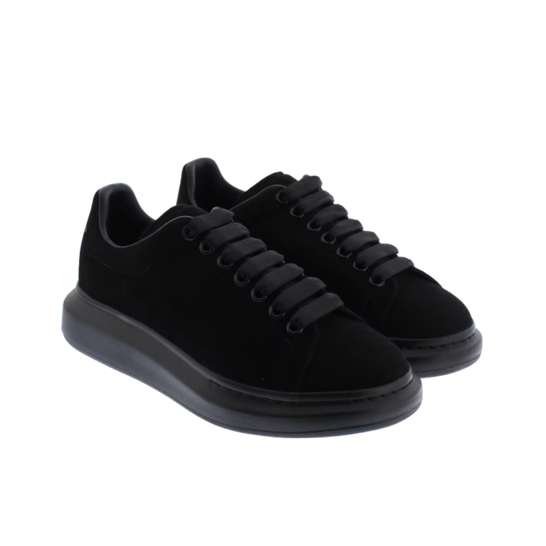 OVERSIZED BLACK SUEDE