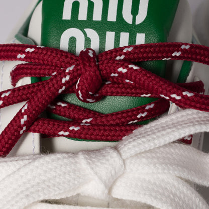 Sneakers aus Leder in Weiß/Grün