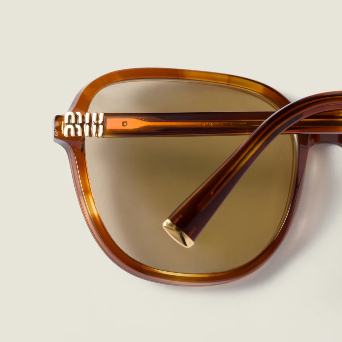 Miu Regard Sonnenbrille Kamillefarbene Gläser