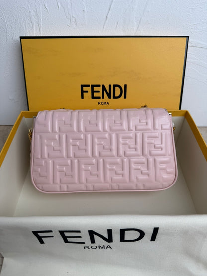 Wallet On Chain Baguette aus rotem Nappaleder