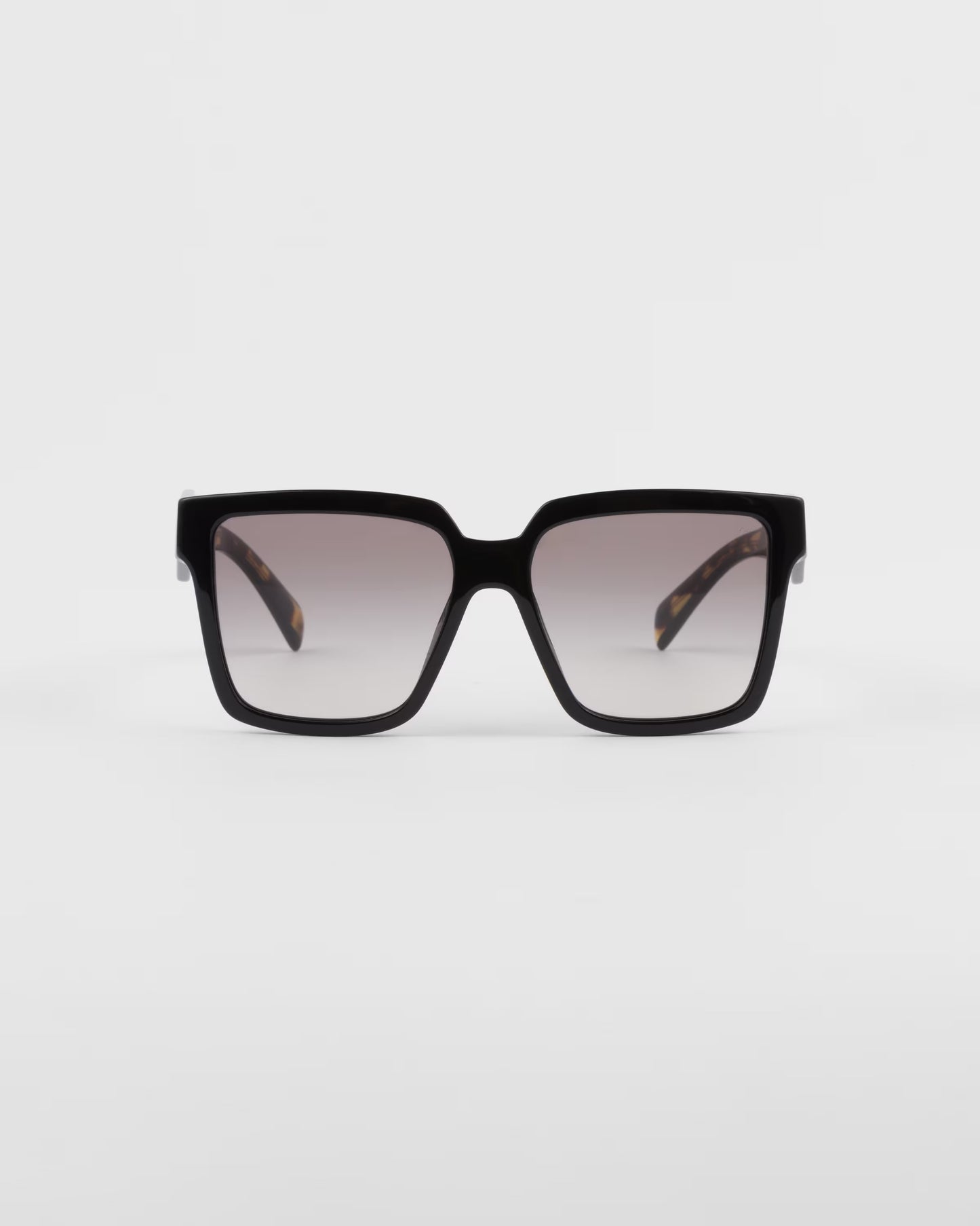 Sonnenbrille mit Logo und anthrazitfarbenen Verlaufsgläsern