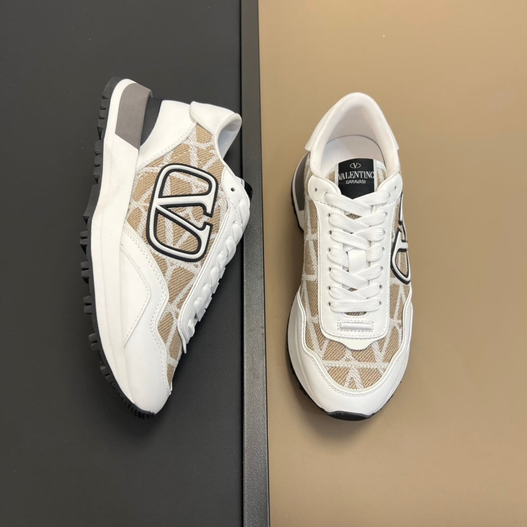 Lacerunner sneakers with suede trim Toile Iconographe