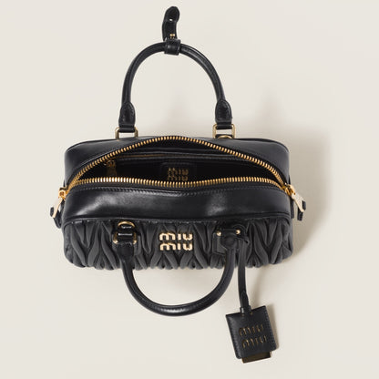Arcadie Tasche regulär aus matelassiertem Nappaleder in Schwarz