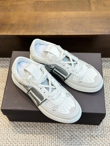 VL7N Sneakers aus Leder Weiß/Grau
