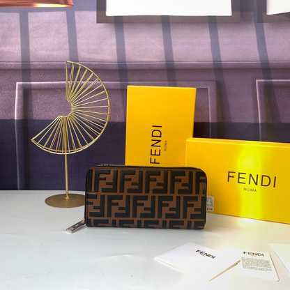 Two-tone Zucca leather zip wallet