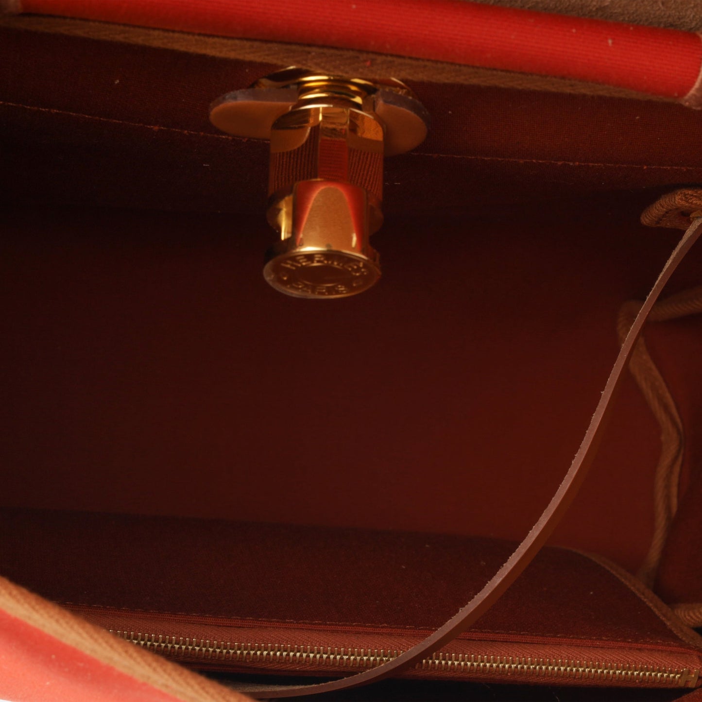 Herbag 31 – Tomato Red/Gold