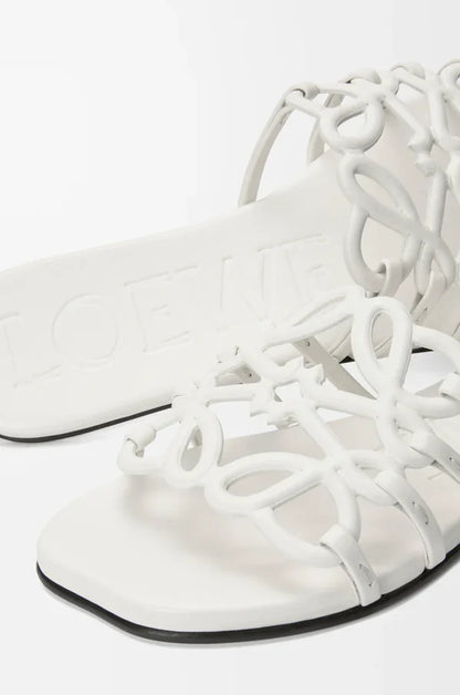 Slide Anagram Petal in soft leather White