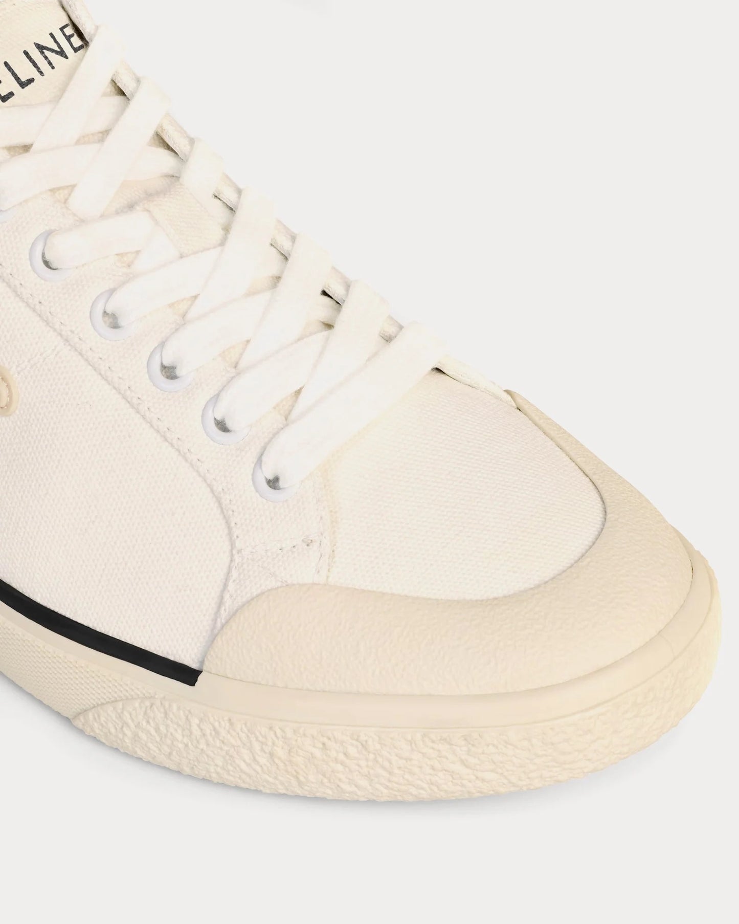 Alan Triomphe Low-Top-Sneakers aus Canvas in Optisch Weiß