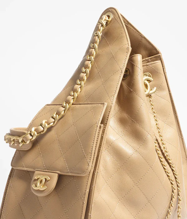 CHANEL 25 Mittelgroße Tasche Dunkelbeige