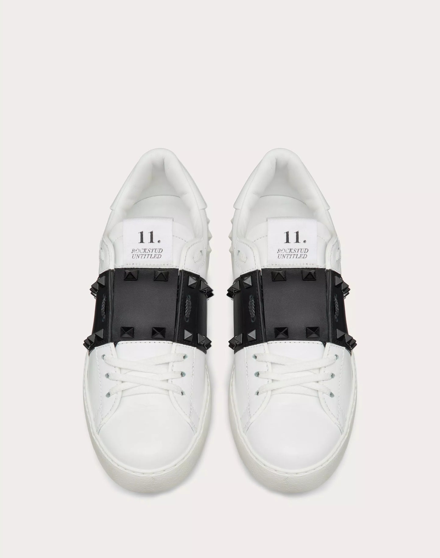 Sneaker VLTN Rockstud Open aus Leder