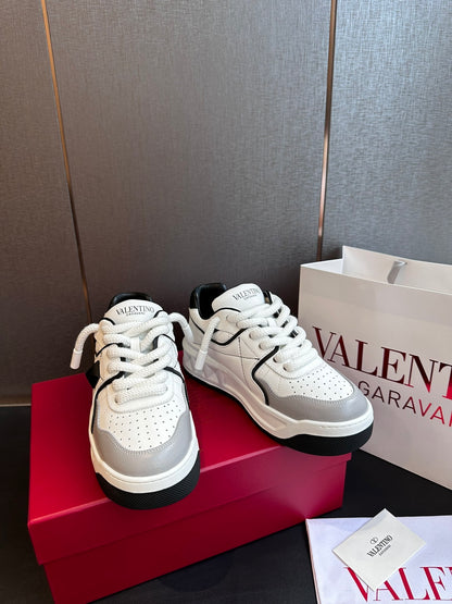 One Stud XL Low-Top-Sneaker Grau