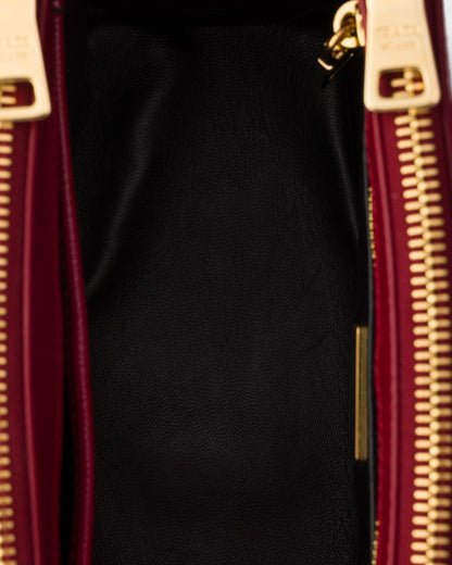 Kirschrot Galleria Mini Bag aus Saffiano-Leder
