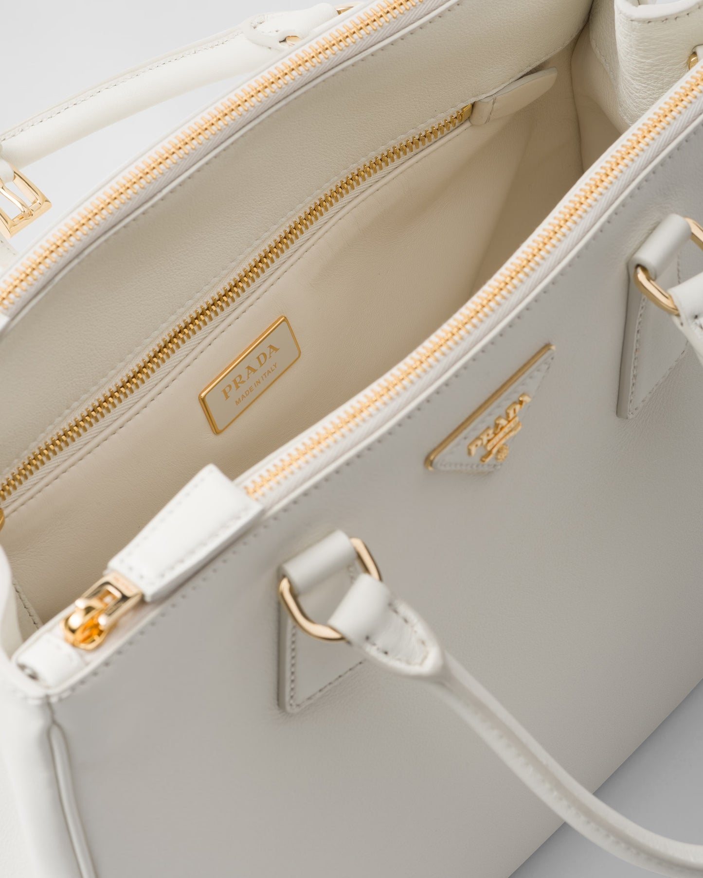 Große Galleria Tasche aus Leder Weiß