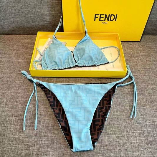 Triangel-Bikini mit FF-Logomuster Hellblau