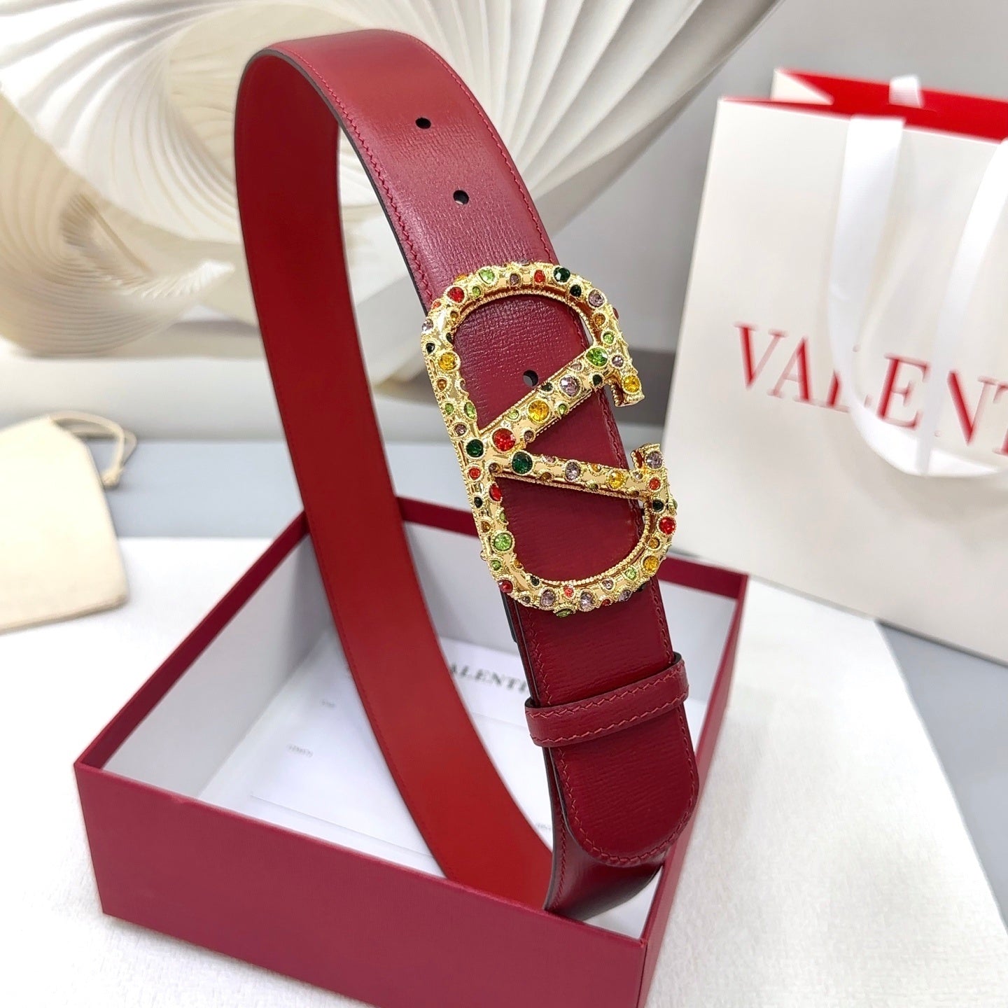 Reversible belt VLogo Signature Bordeaux with multicolored Swarovski crystals