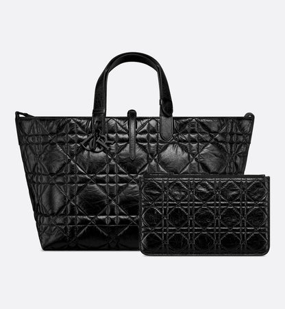 Toujours Medium bag in black crinkled calfskin with Macrocannage topstitching