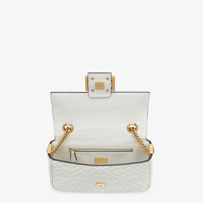 Baguette Chain Midi in white nappa leather