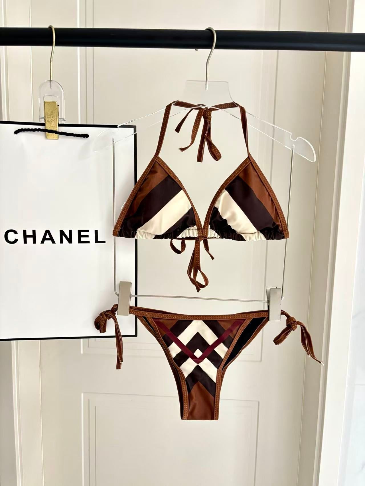 Bikini mit Check-Patchwork Braun und Creme