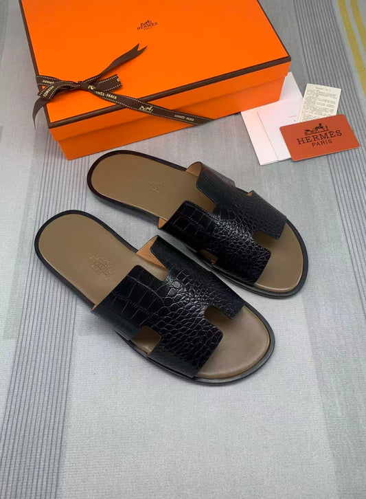 Herren-Sandalen Izmir aus schwarzem Leder mit Krokodilprägung