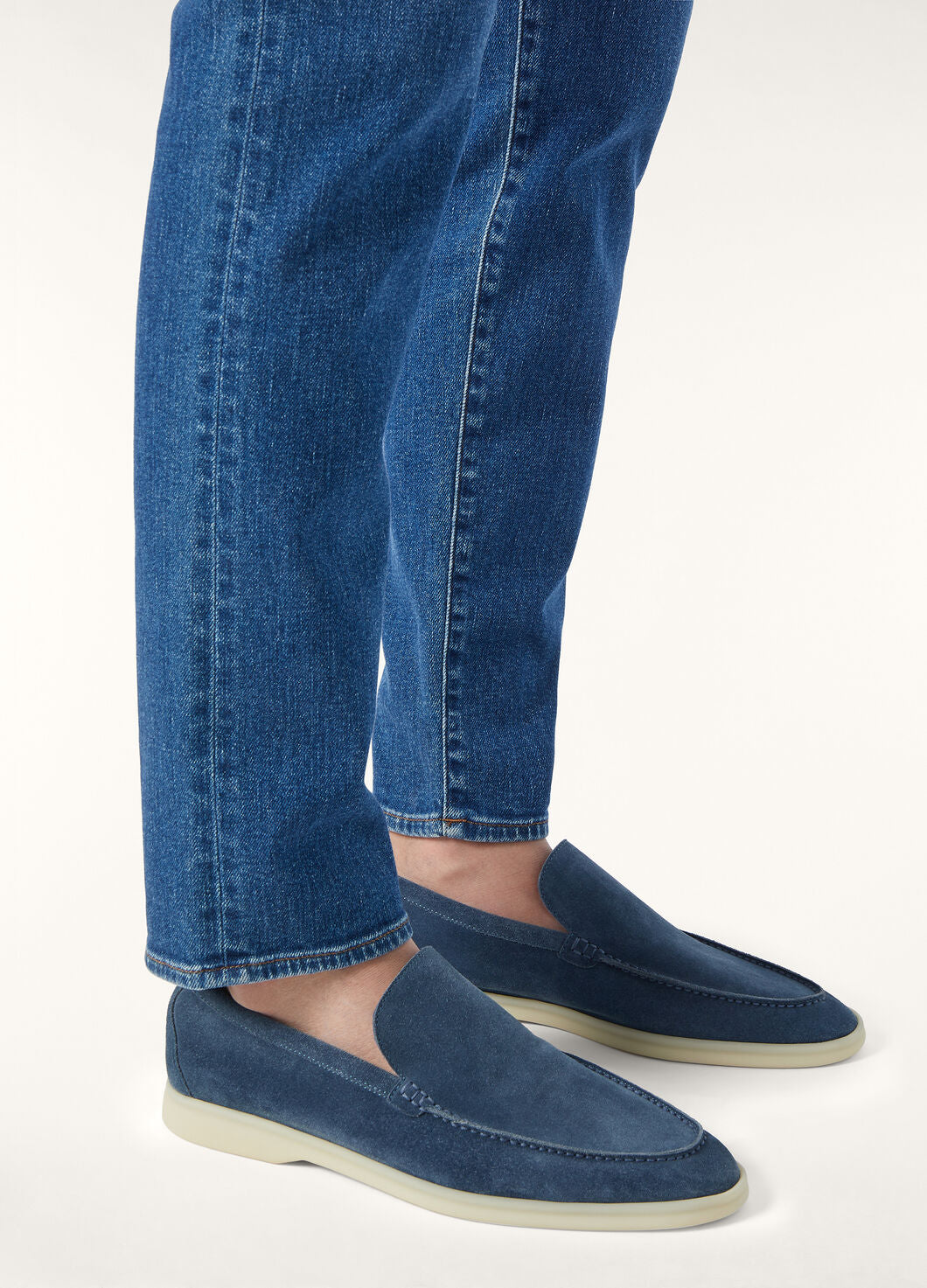 Summer Walk moccasins in black fig suede for men