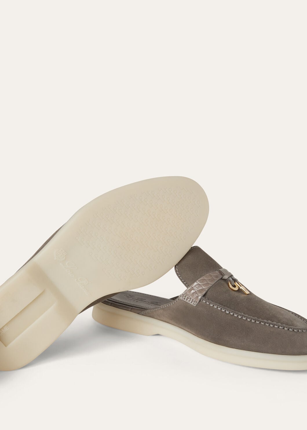 Babouche Charms Walk in grey suede