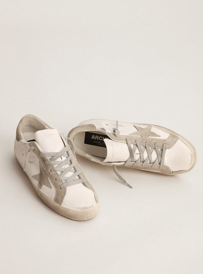 Super-Star with star and heel in grey suede