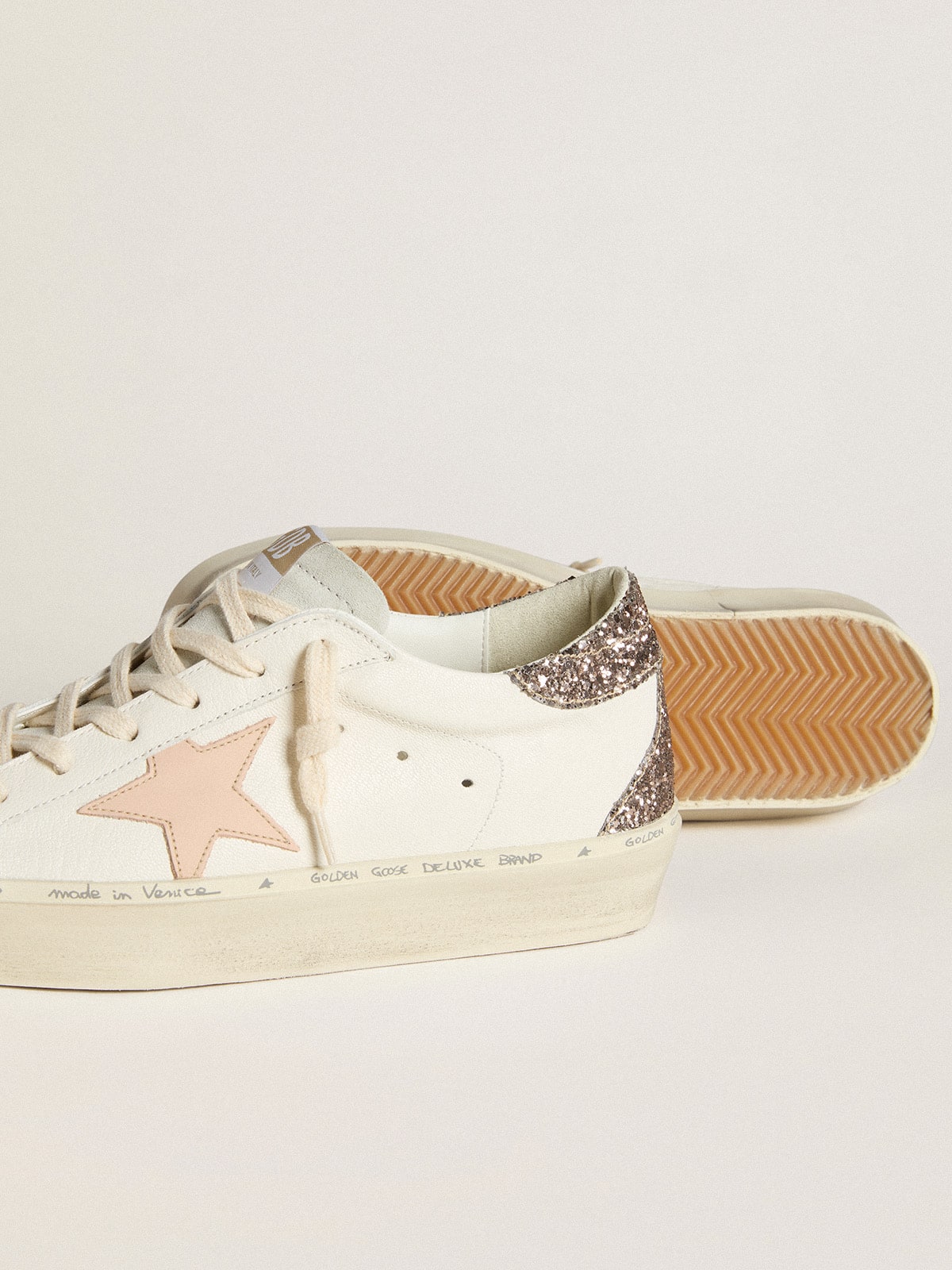 Hi Star in white nappa leather with red leather star and glitter heel