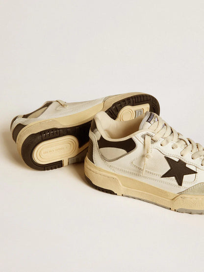 Forty2 for with textured star in black TPU and heel in black leather