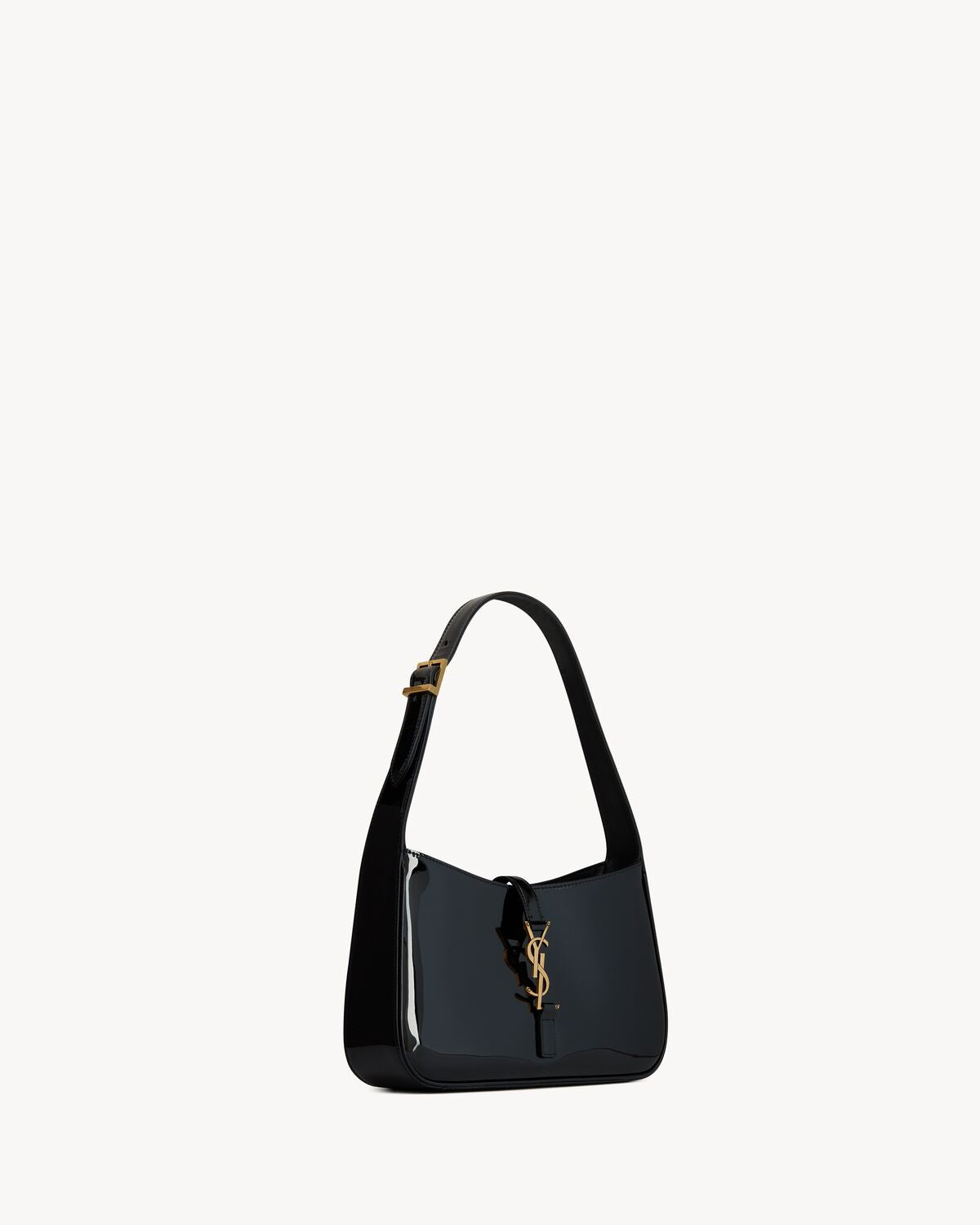 Le 5 À 7 aus Lackleder in Schwarz