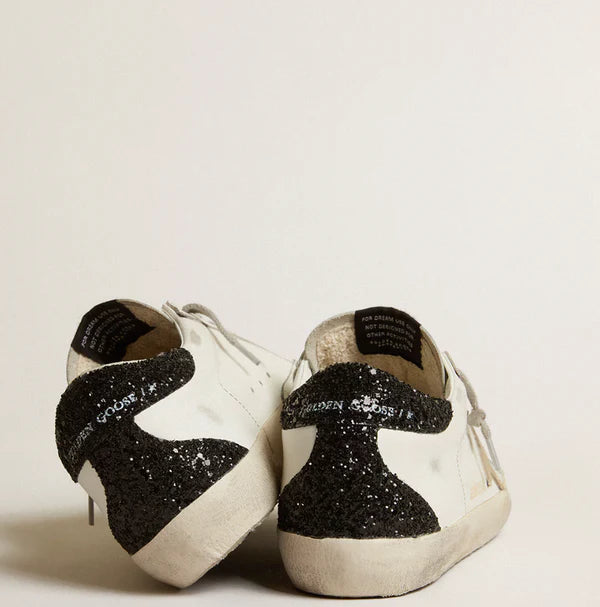 Super-Star with gold star and black glitter on the heel