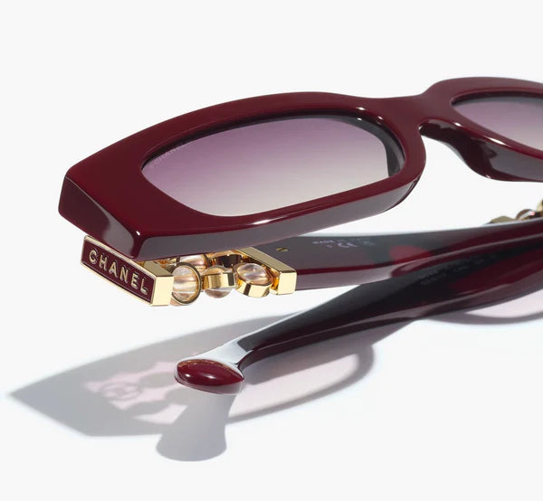 Oval sunglasses burgundy