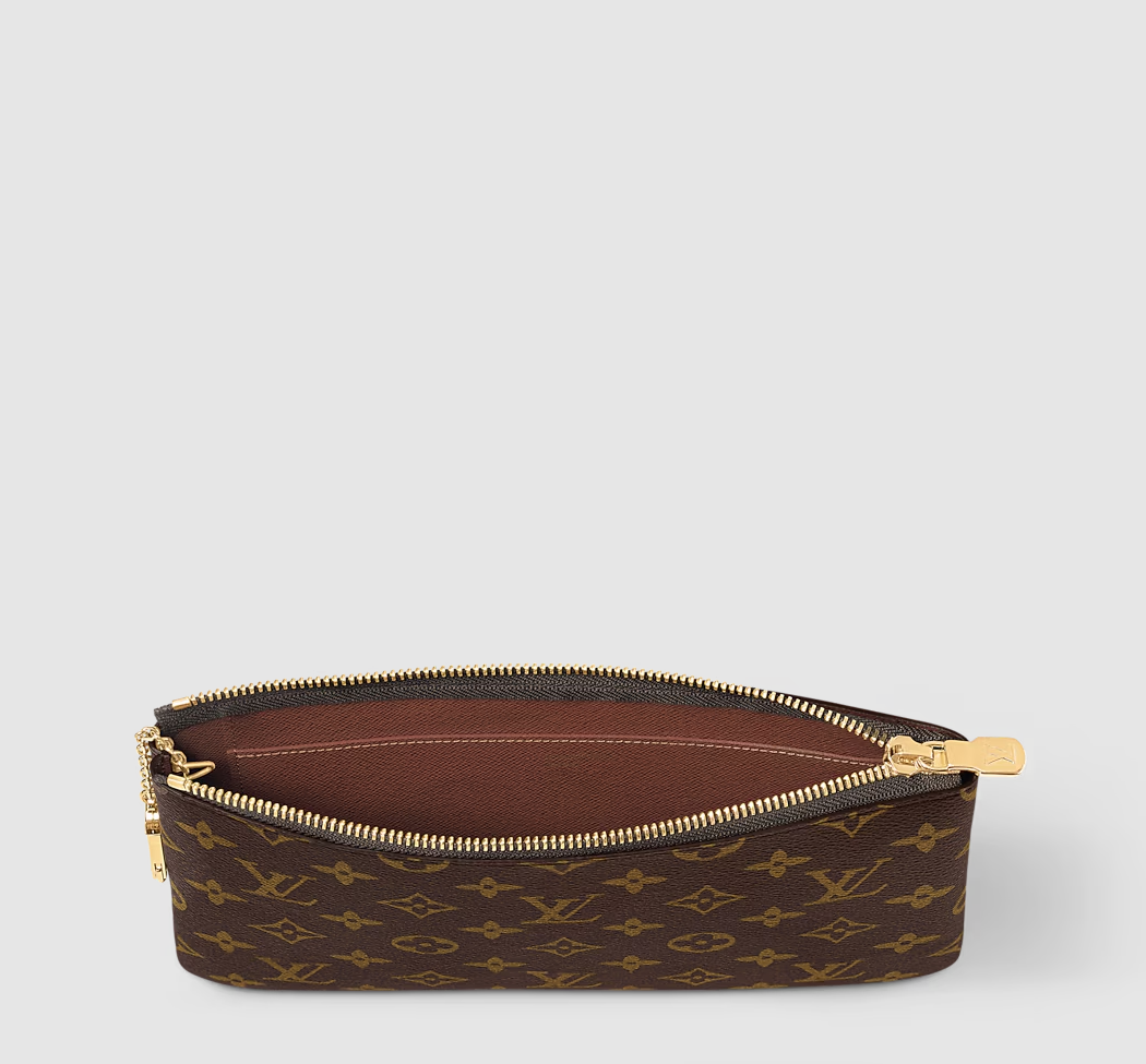 Pochette mit Kettenhenkel M