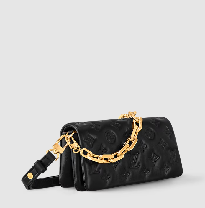 Coussin Pochette aus Lammleder mit Monogram-Muster Schwarz