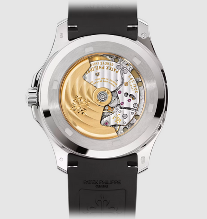 Aquanaut Date mit schwarzem Armband aus Edelstahl