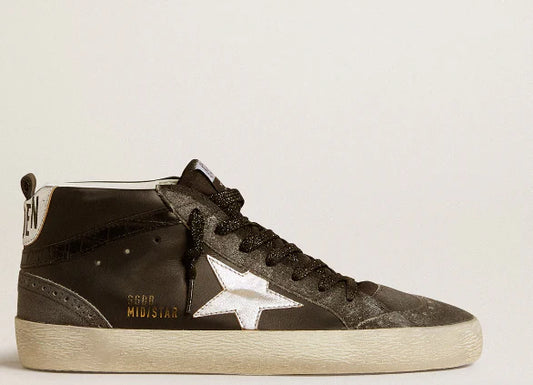Mid Star in black leather with silver metallic leather star