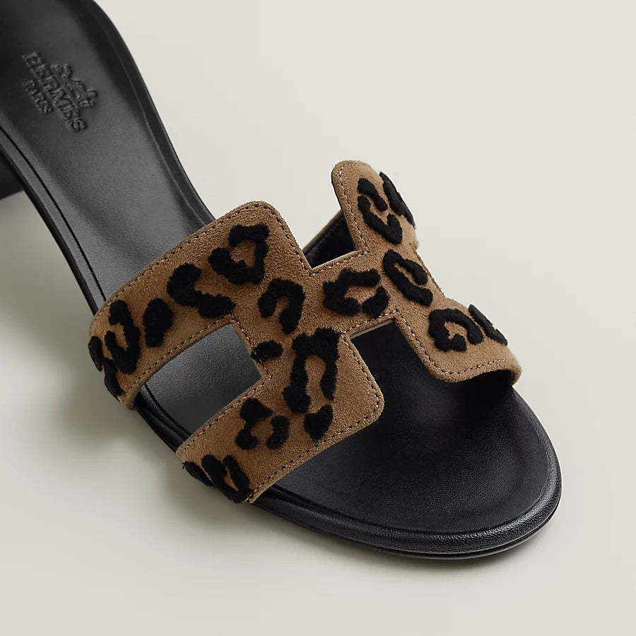 Oasis Sandals Smoke Brown